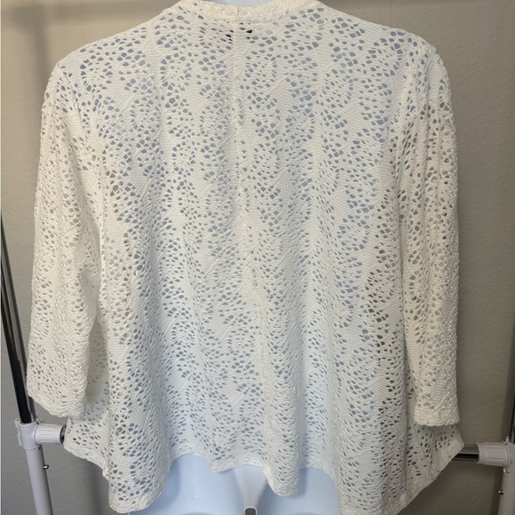 NWOT Plus Size White Crochet Open Front Kimono - Picture 3 of 6